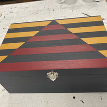 Load image into Gallery viewer, Beginners Upcycling Workshop